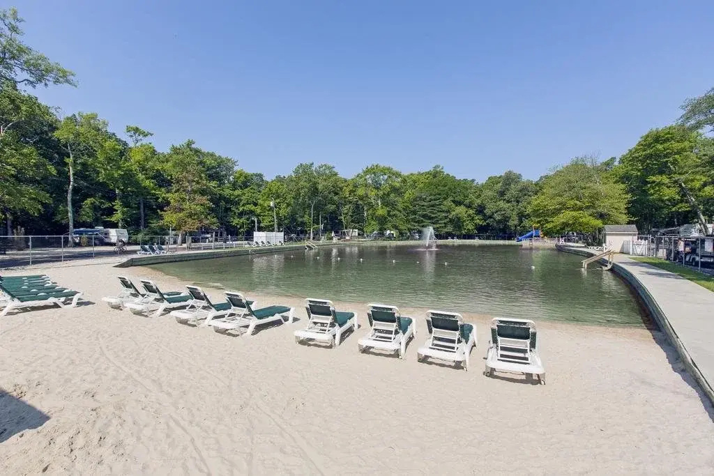 Sun Retreats Seashore