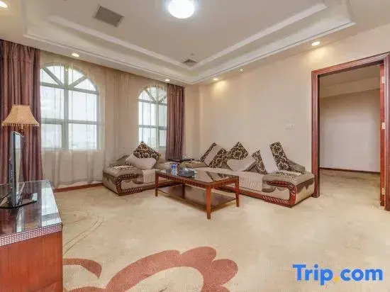 Yangjiang Yintai Hotel (Baili Plaza Branch)