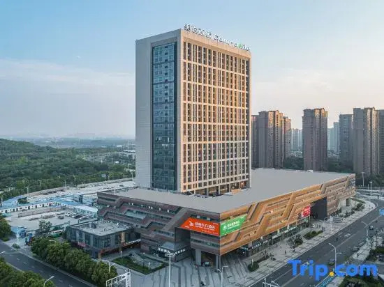 Campanile Xuzhou East Station