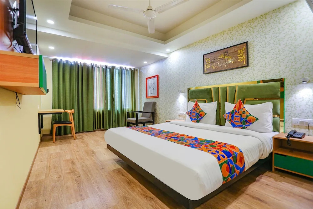Fabhotel Aerosky Grand