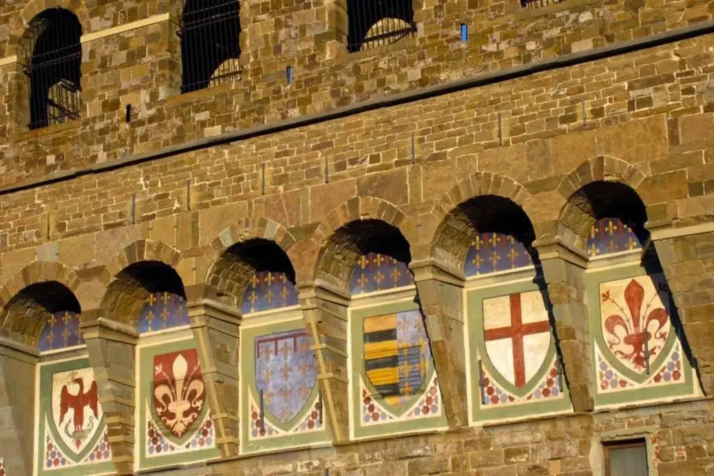 Santa Croce. Quiet, large and luminous loft