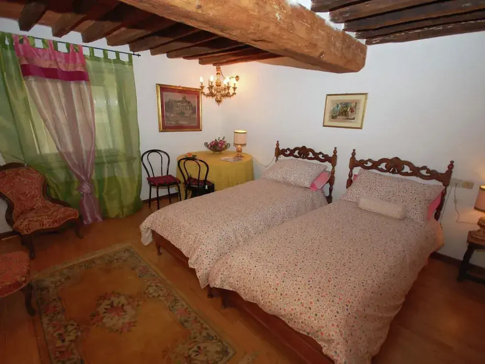 Apartment in Lucca Near Historic City Walls