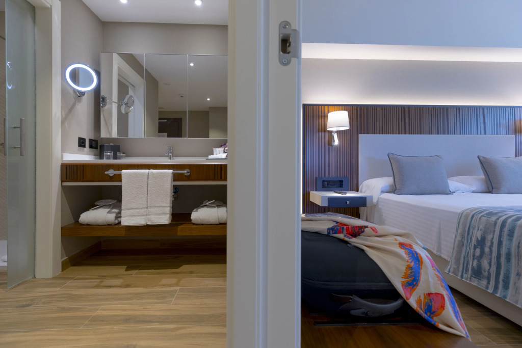 Отель Alanda Marbella Hotel