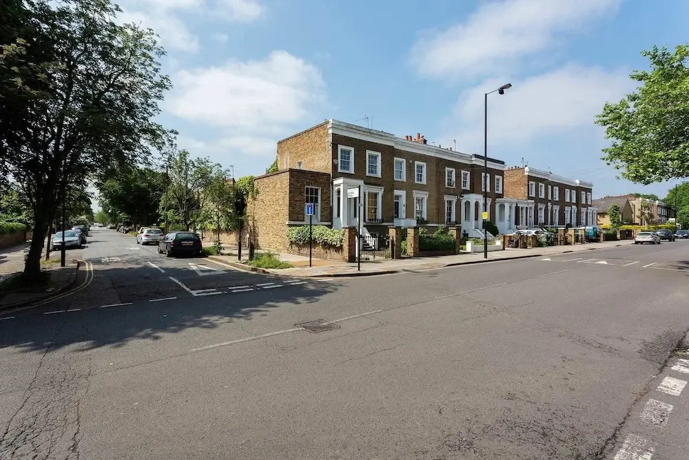 Islington Charm