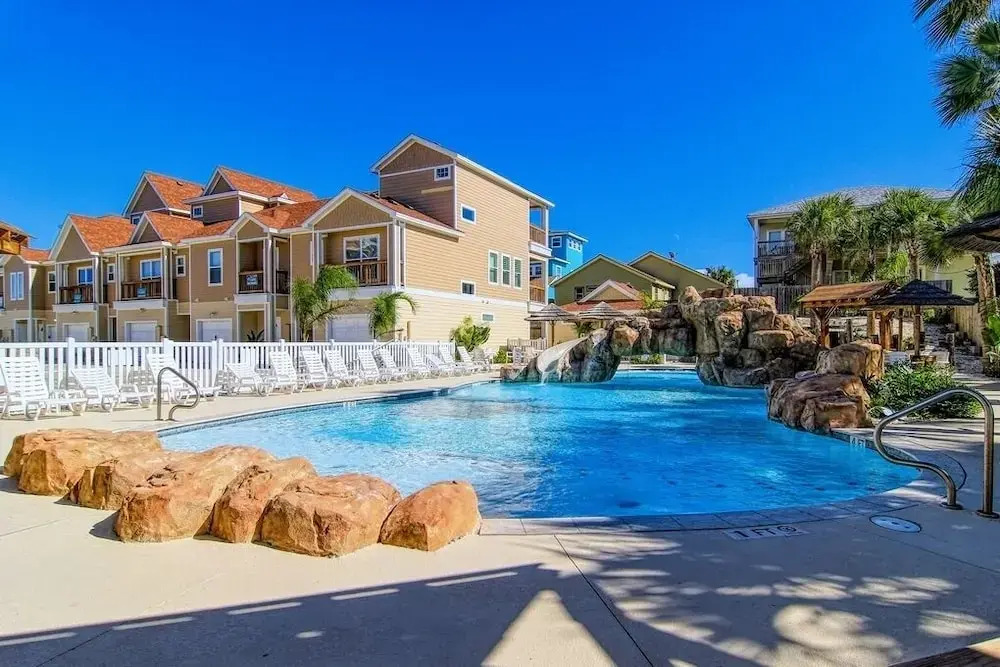 Turquoise Trea'shore - 3 Br Townhouse