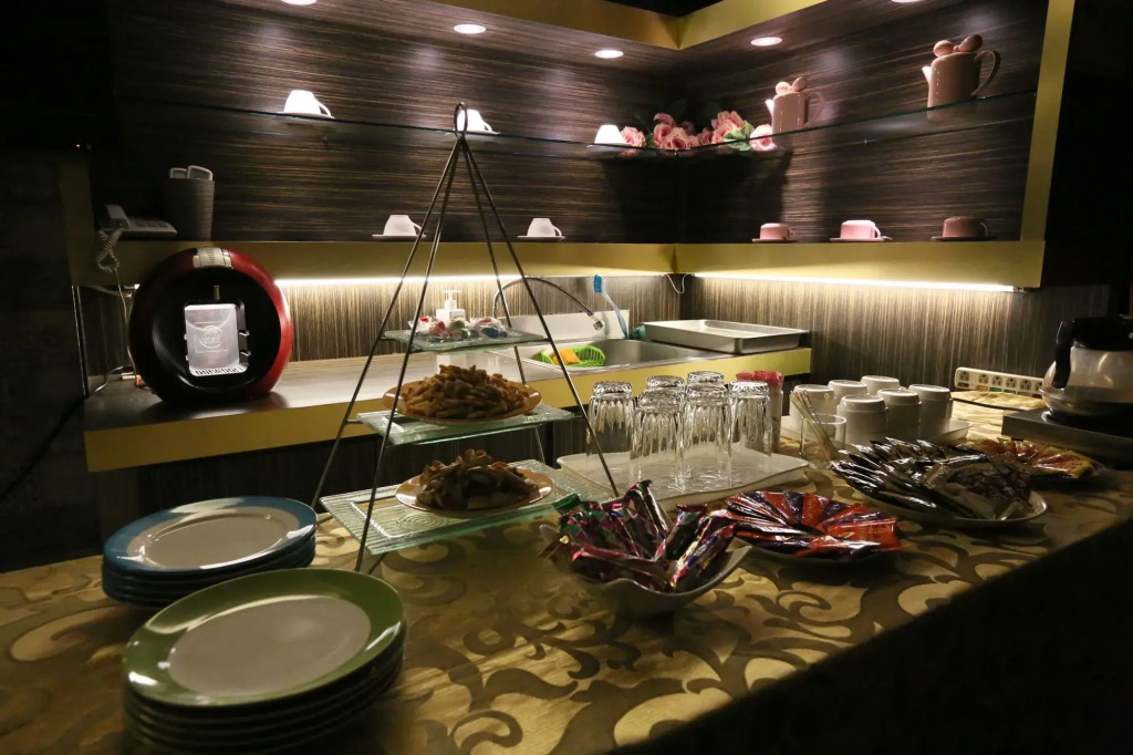 Newrise Hotel