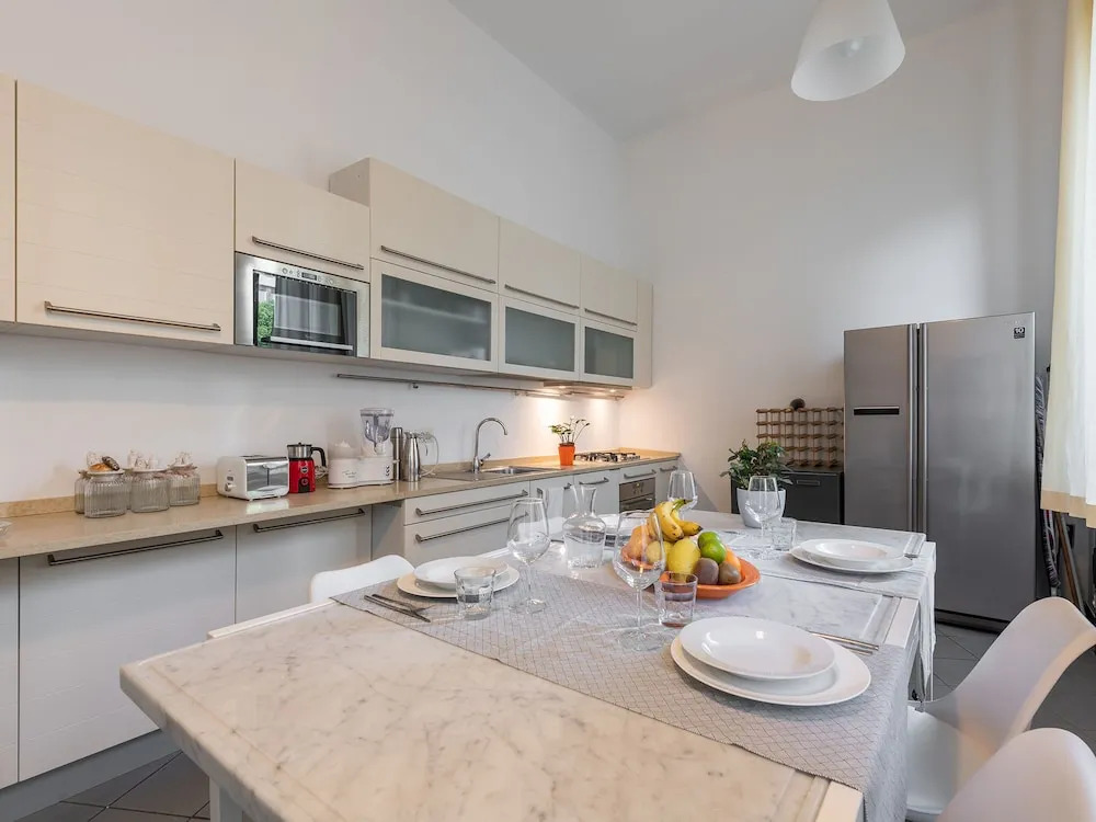 Snob Luxury Suite