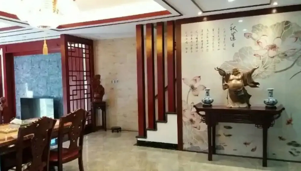 Yard Villa