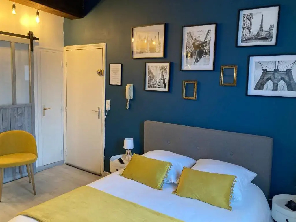 Studio Deschainets - Center of Troyes 200m from the Train Station