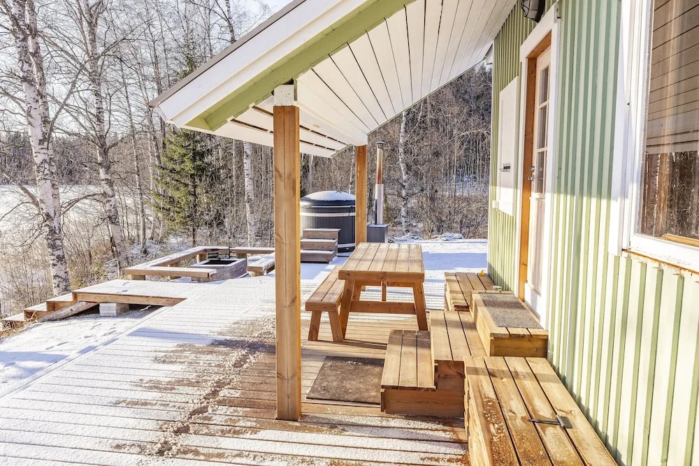 Peace and Privacy Travel - Aulanko Lake Hide-out