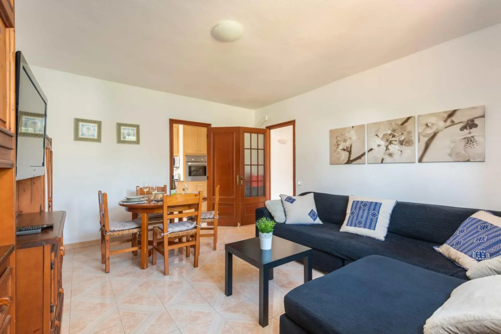 Villa Mari Large Private Pool Walk to Beach A C Wifi Car Not Required - 3051