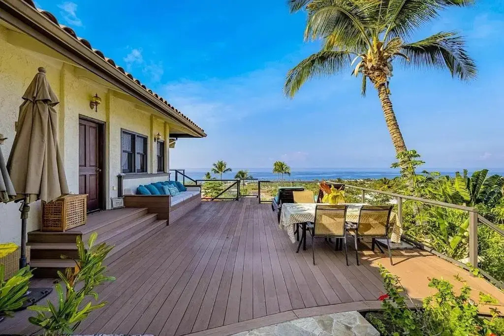 Large Ocean View One BR Guest House