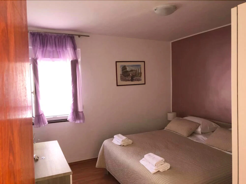 Studio Apartments with Terrace near Sea - Angelas Apartments