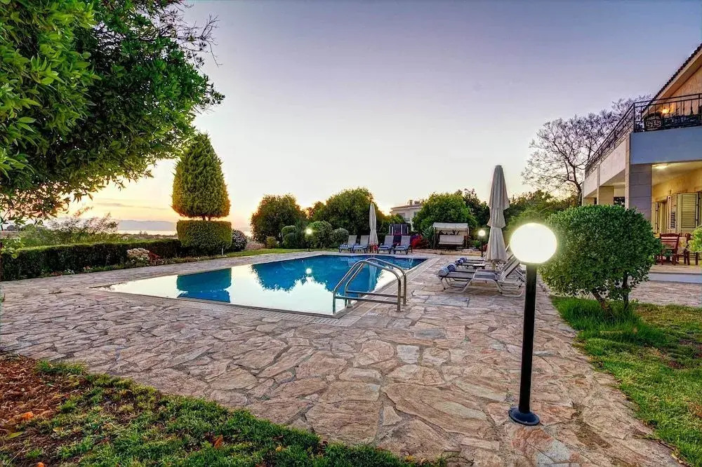 Niki Villa