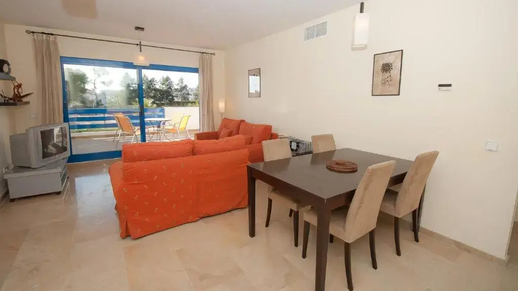 Duquesa Suites 328