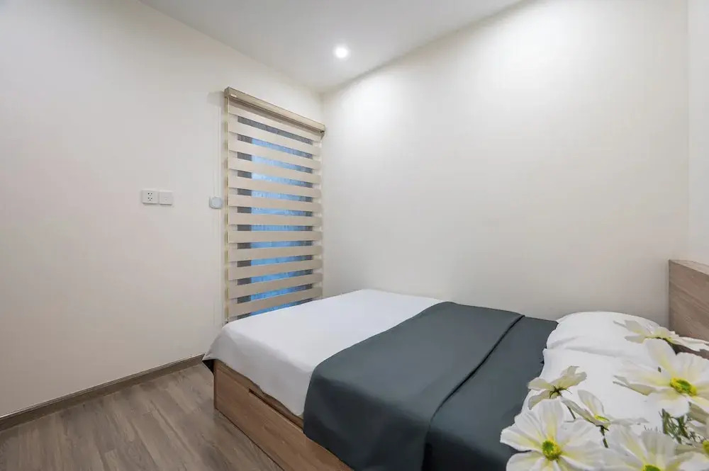 LA Nest 2BR WeeklyMonthly big deal GH2