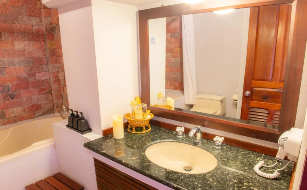 Muangthong Boutique Hotel