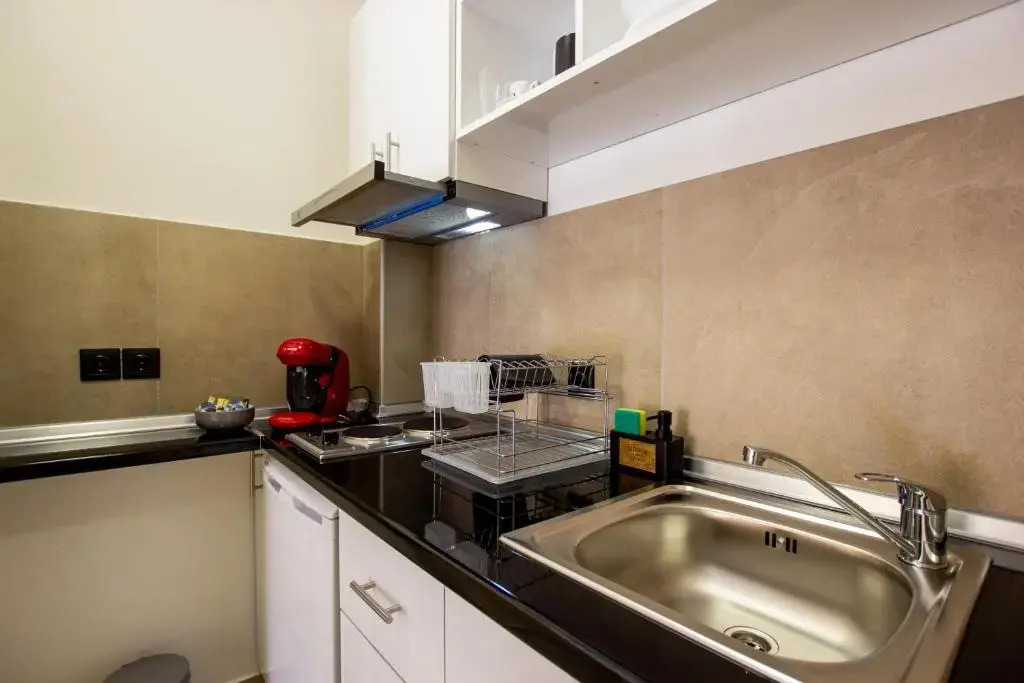 KyMa Studios and Suites