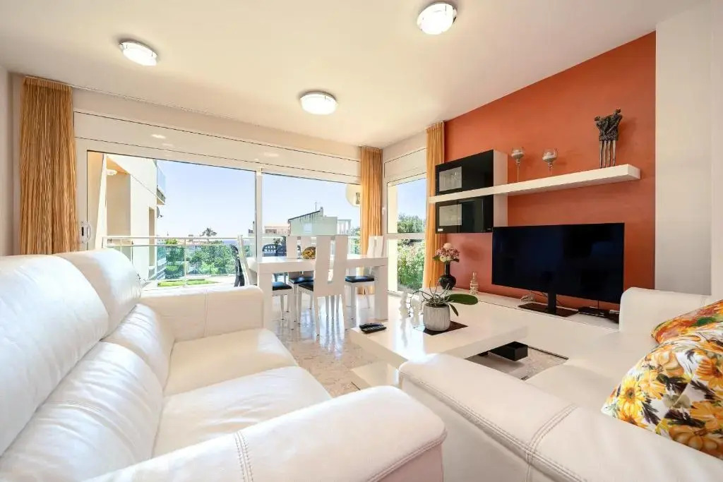 Hauzify I Apartament Cala Pepo
