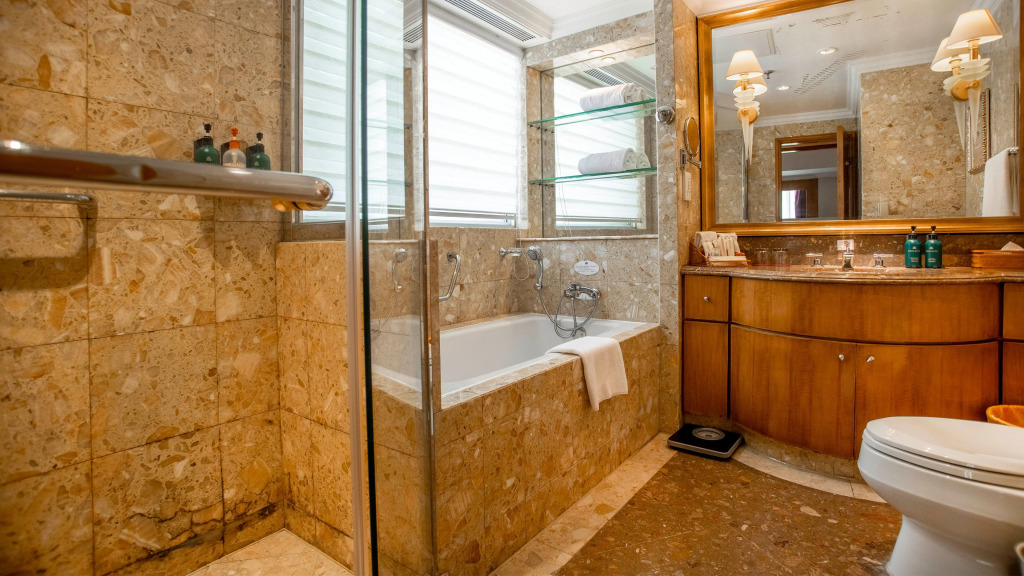 Crowne Plaza Qingdao by IHG