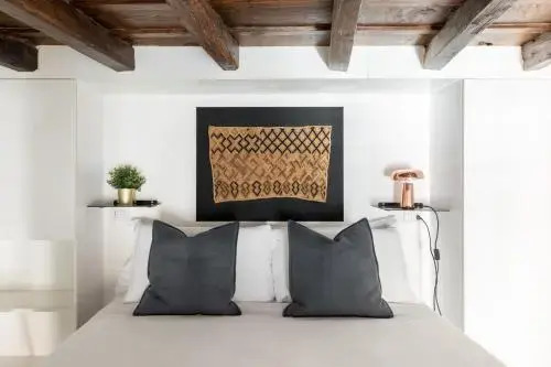 Iflat Art In The Heart Of Rome