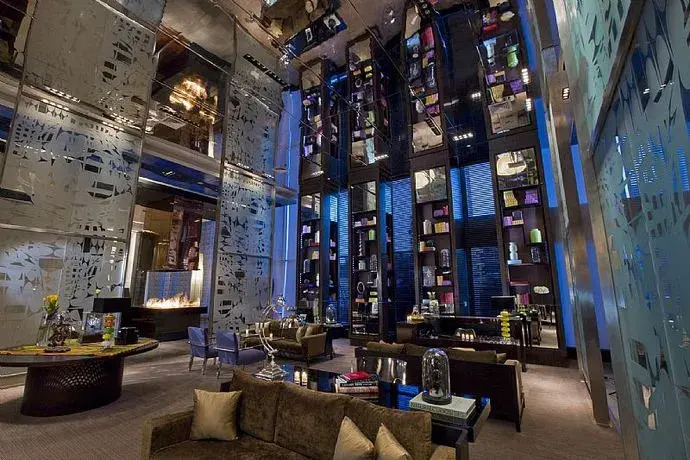 WE Hotel