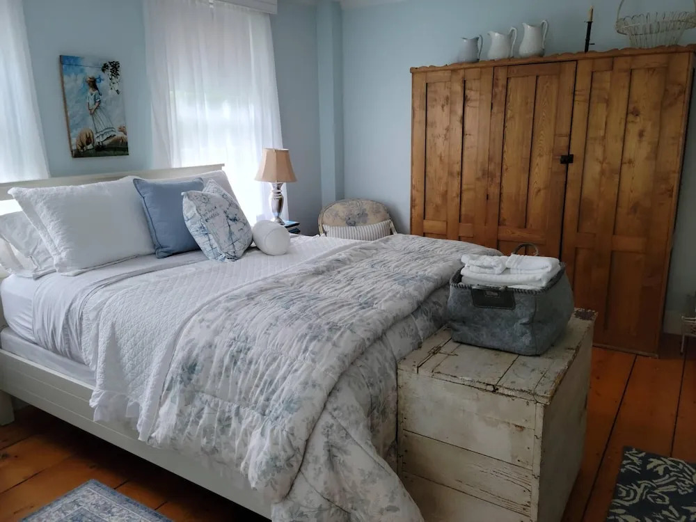 The Buckmaster Inn