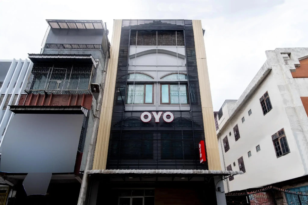 Hotel O Festive Inn