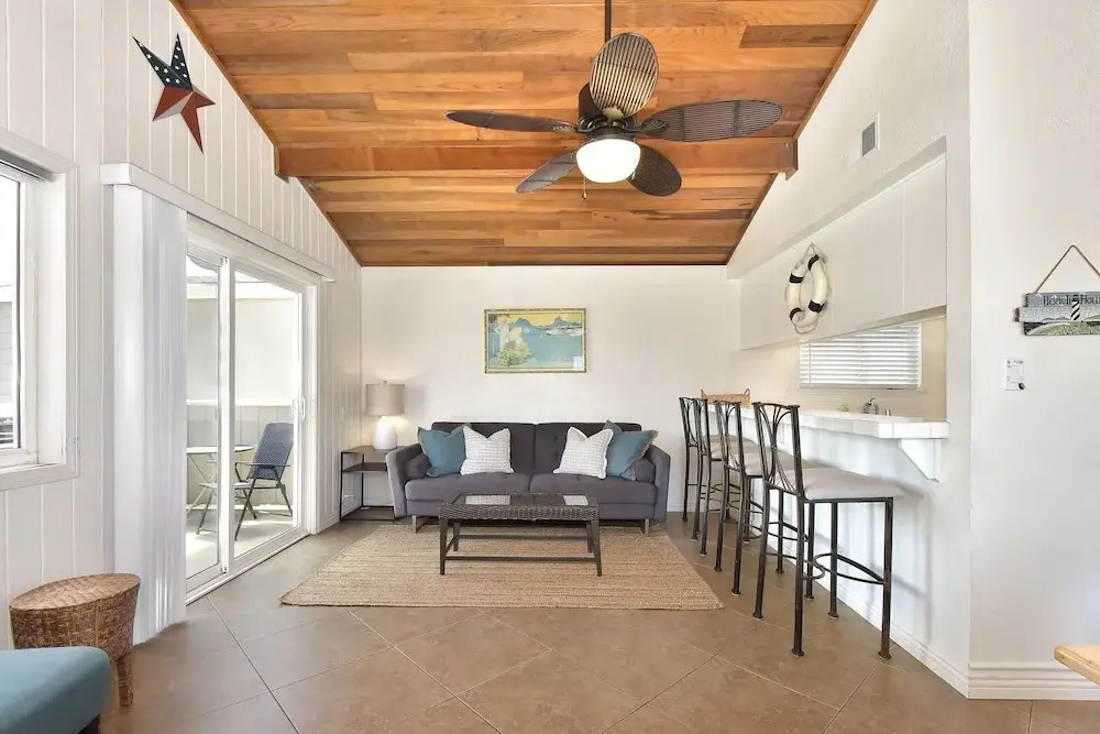 129 27th St B 3 Bedroom Duplex