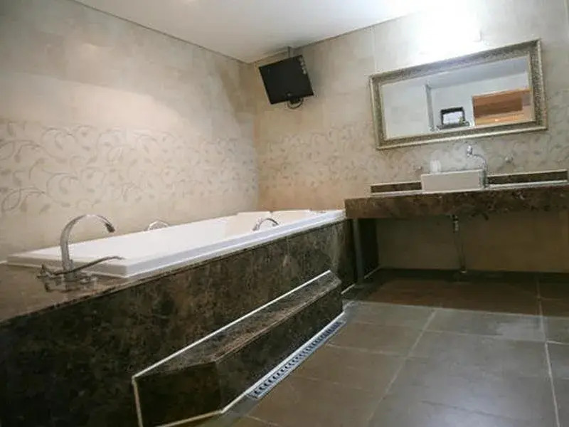 Time Hotel