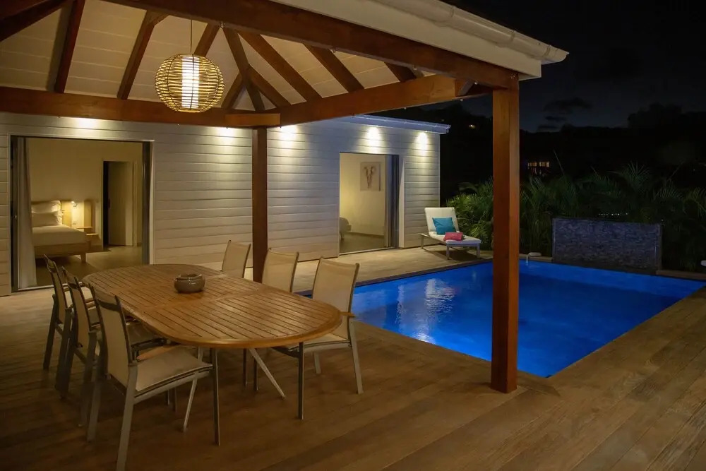 Dream Villa Black Opal