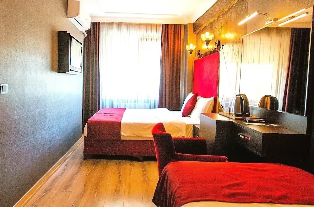 Kaya Royal Hotel Old Town