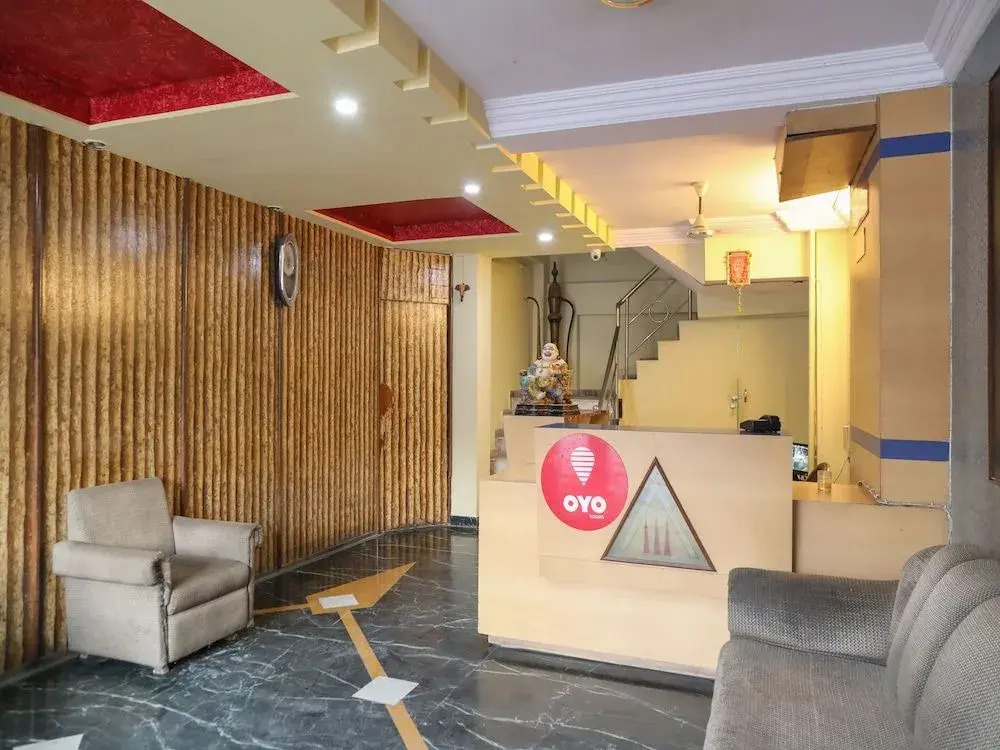 OYO 13809 Hotel Siddhant