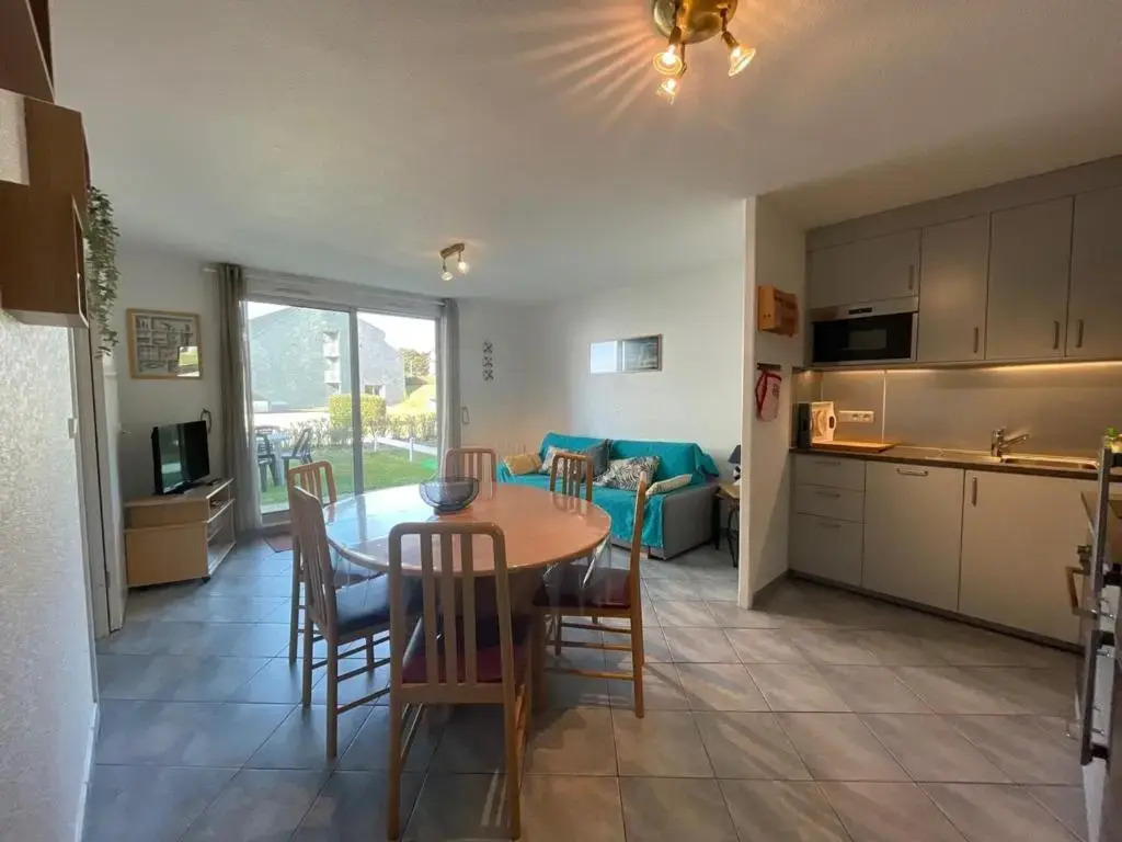 Appartement Jullouville, 2 pièces, 4 personnes - FR-1-361-14