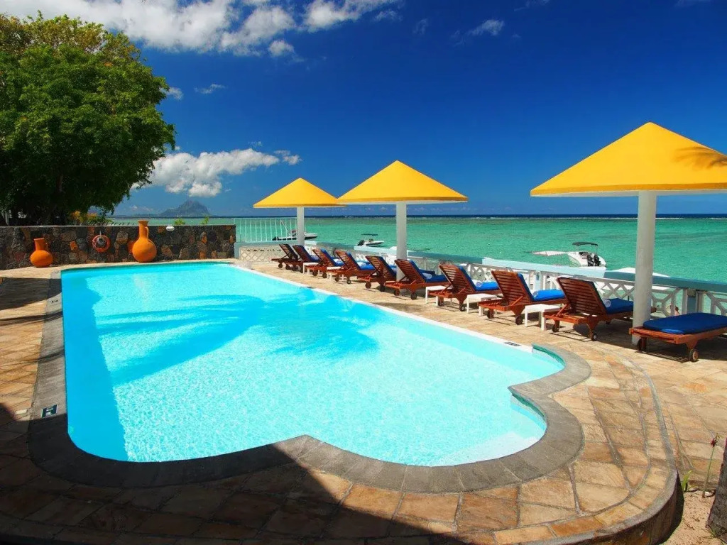 Gold Beach Resort