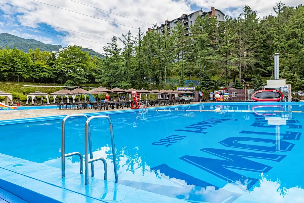 Bears Town Resort