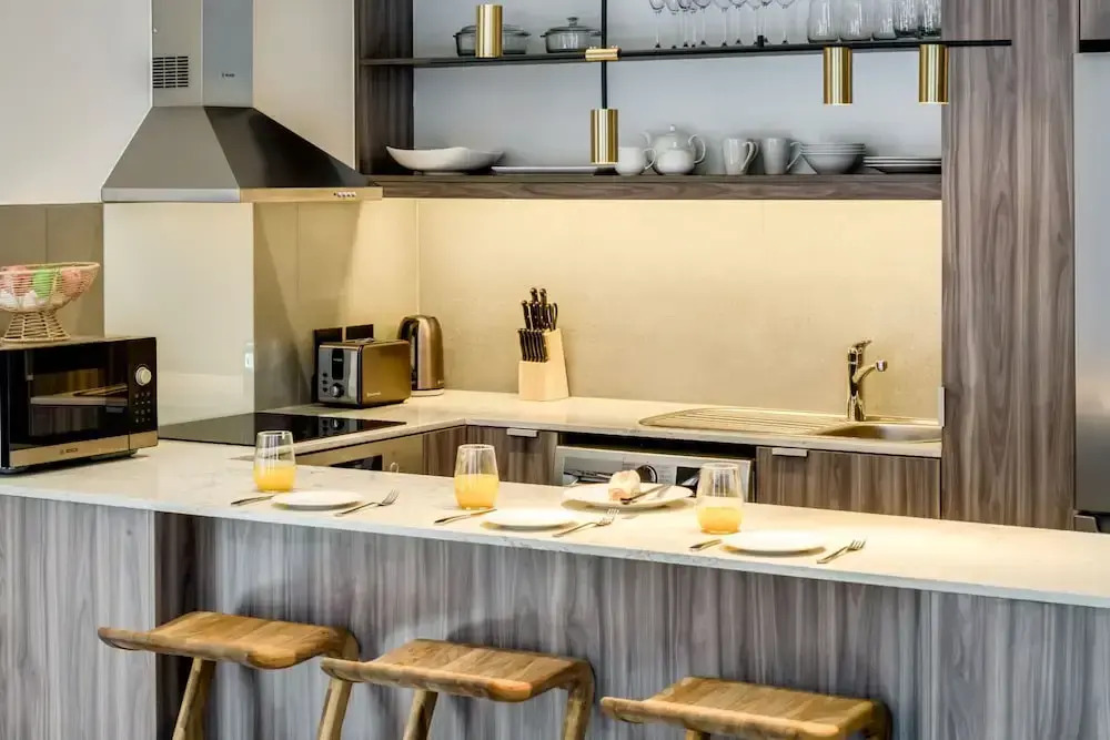 Urban Cape Town Living at City Suite 805