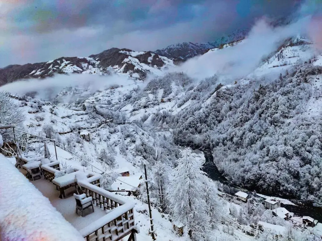 Kinya Bungalov Hotel