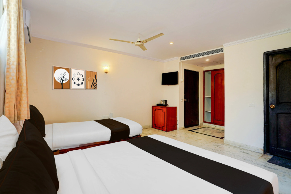 Townhouse Civil Aviation HAL Road