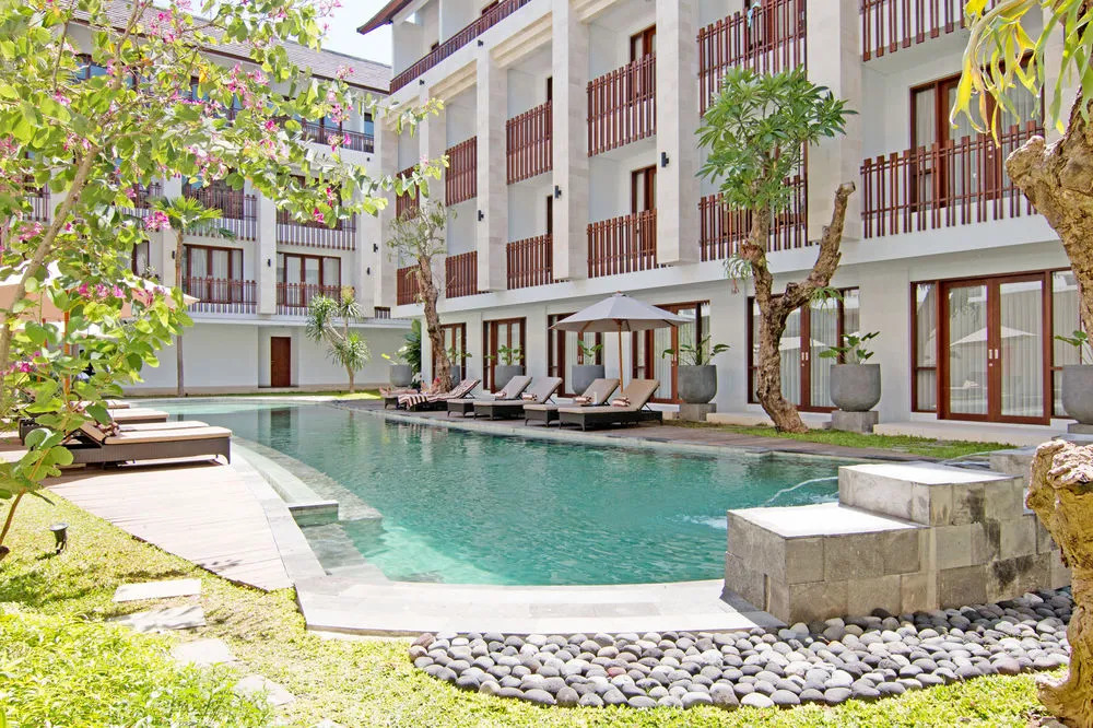 ZEN Rooms Benesari 6 Legian Kuta