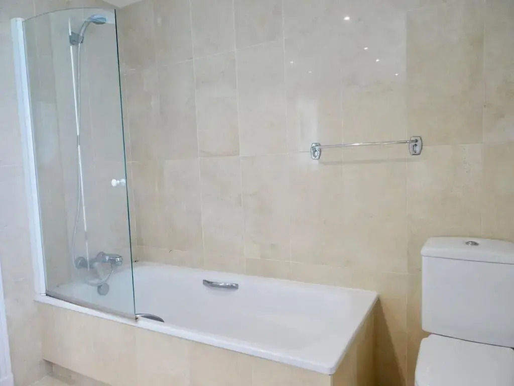 E1 Espectacular y moderno Dúplex en primera línea - Estepona - Sinfonia del Mar