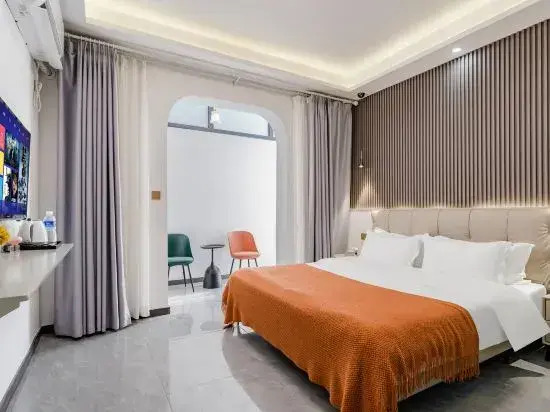 Fanya Homestay (Luoyang Shizi Street Luoqi Ancient City Branch)