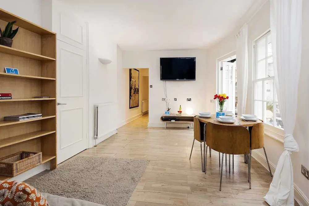 The Gloucester Terrace Abode - EFG