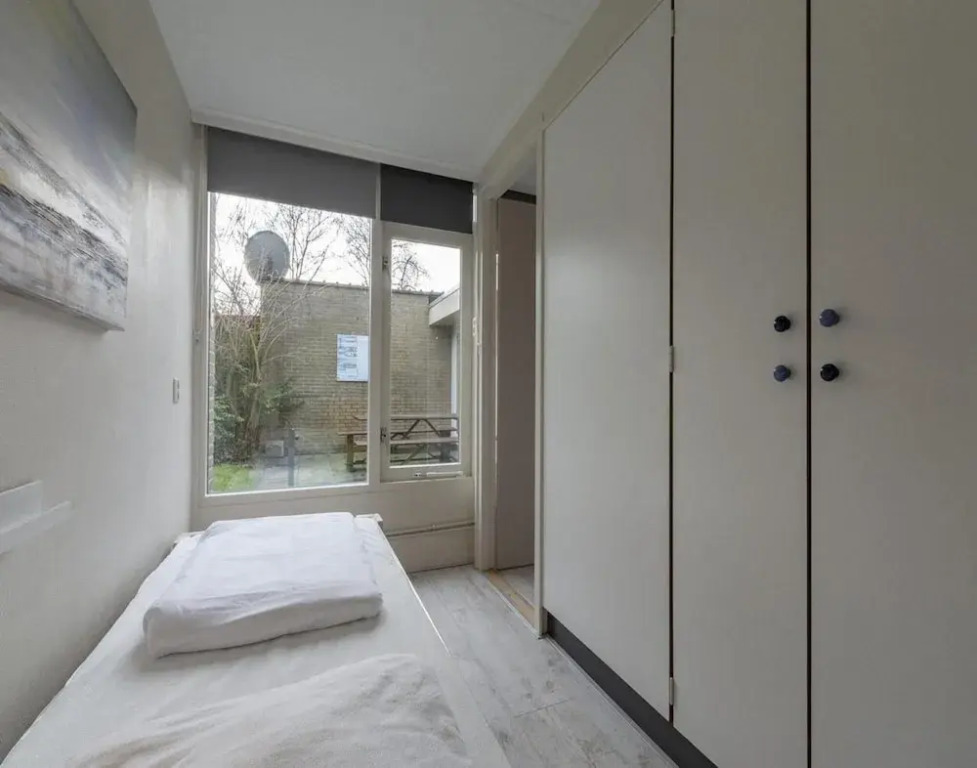 Beautiful, Modernly Furnished Bungalow at Walking Distance From the Beach