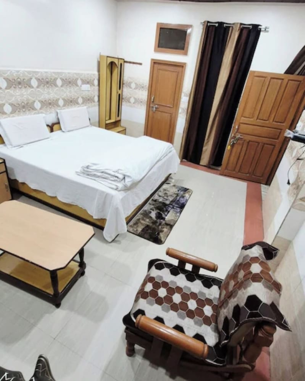 Taj Guest House