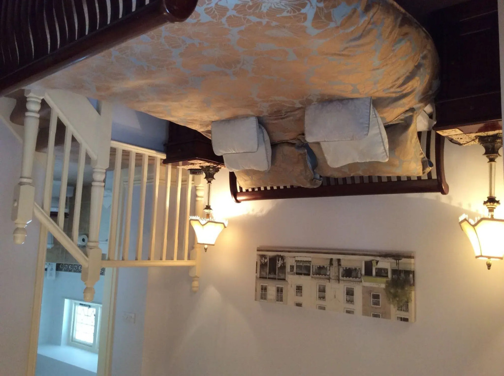 Storrs Gate House B & B No pets Allowed