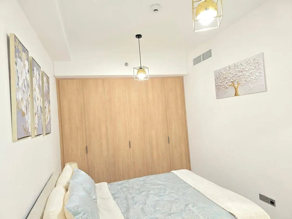 Luxury Boulevard 2Bhk