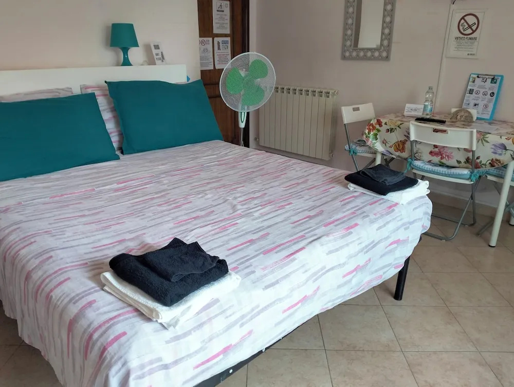 La Perla B & B check in da from h 20 pm