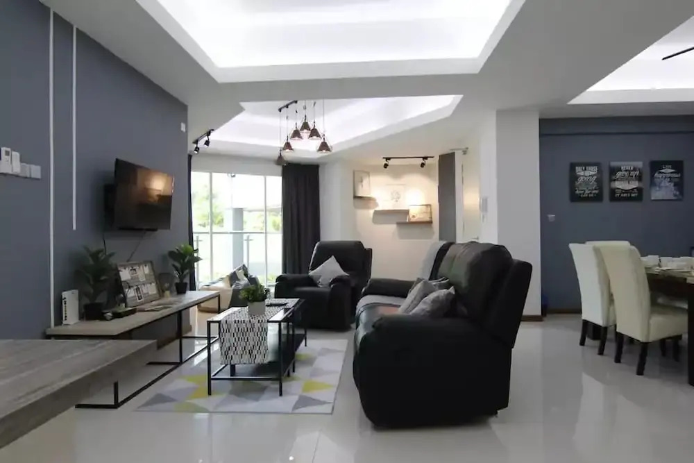 YO.OM Families Luxury Condo Gateway 6 Pax