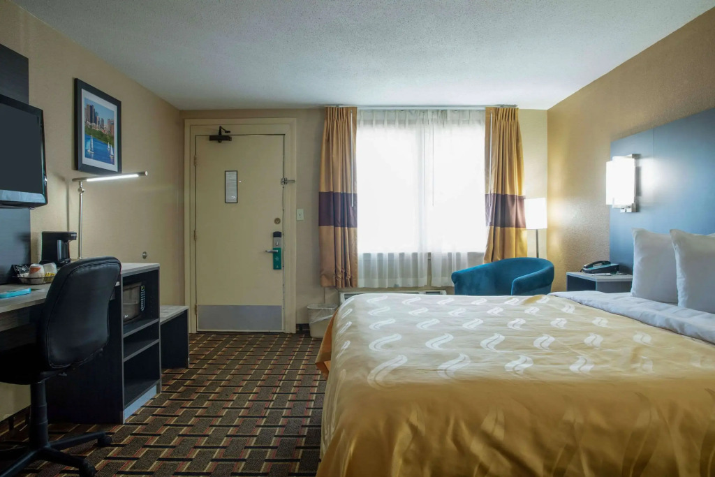 Quality Inn Raynham - Taunton